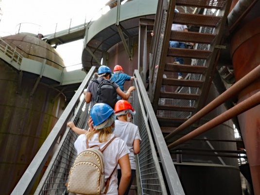 Kinderfuehung treppe