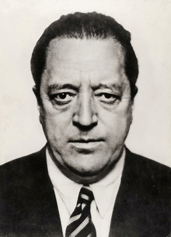 Hugo Erfurth   Portrait Ludwig Mies van der Rohe 1934 upscale