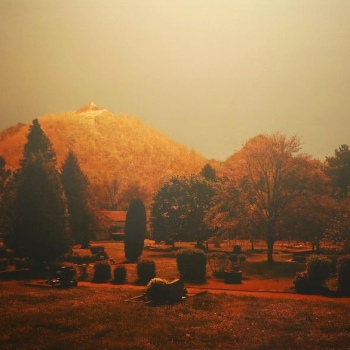 Ian Strange KHV kompr