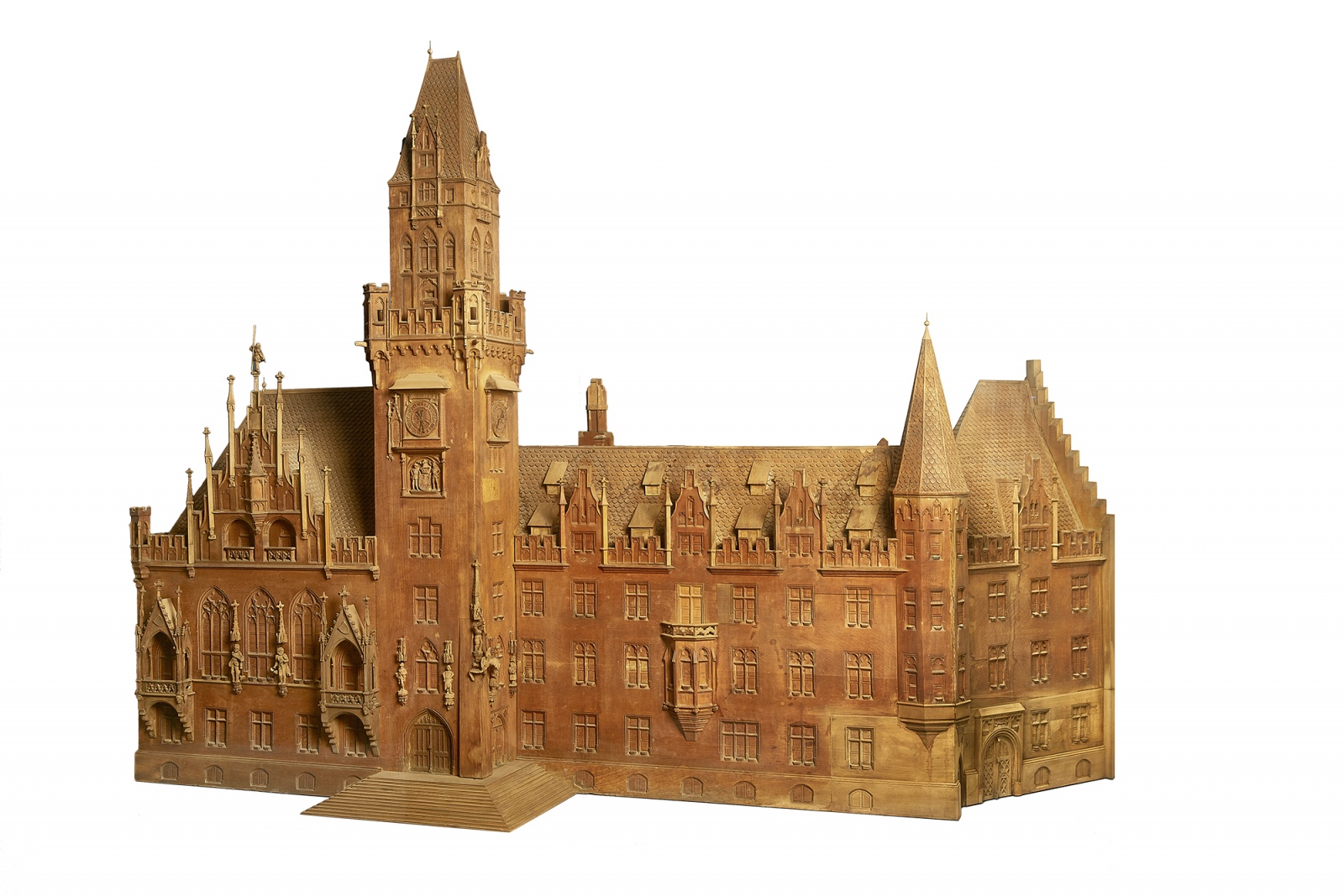 MT 80 06 b frei Modell Rathaus
