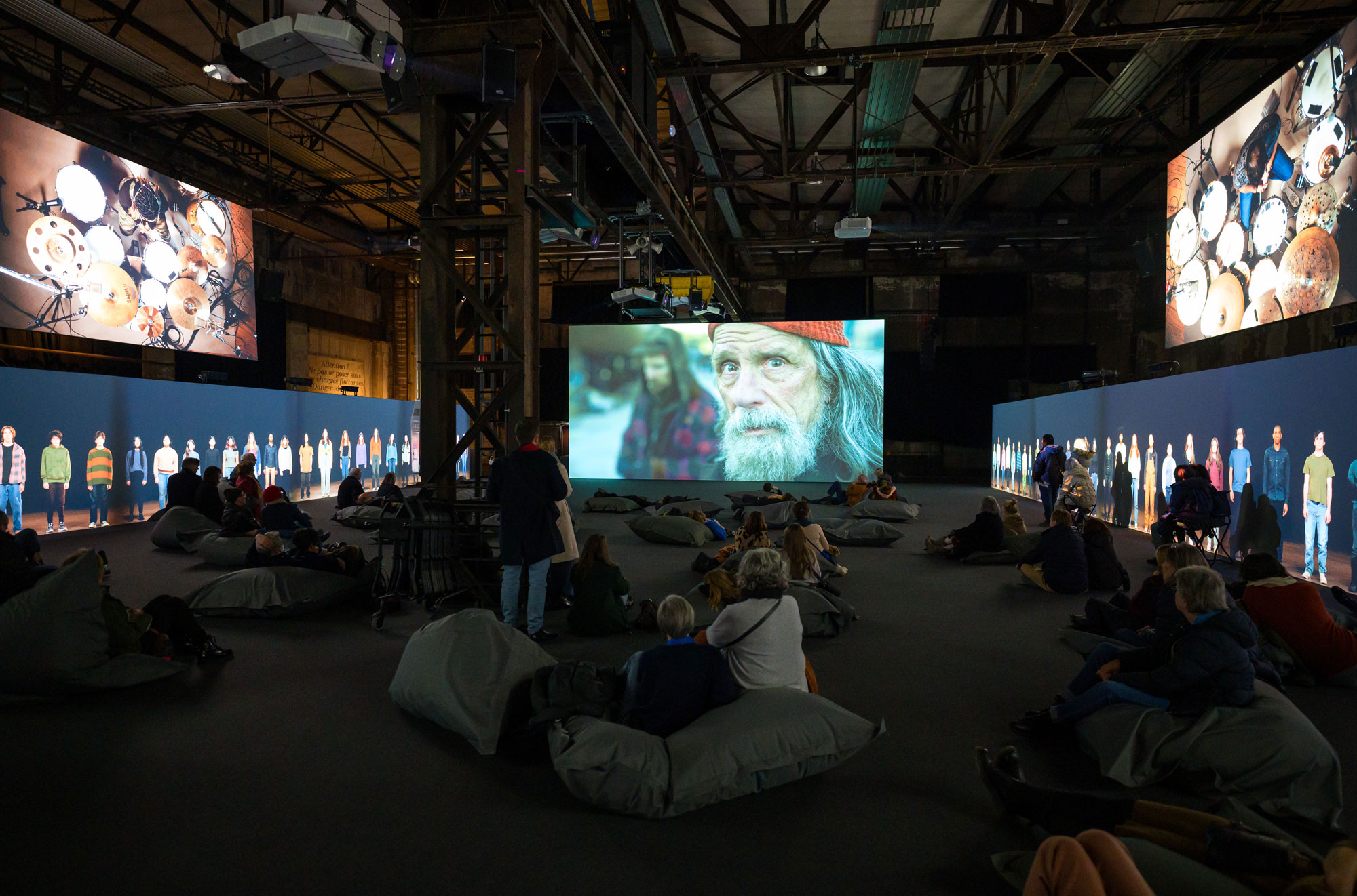 Julian Rosefeldt When we are gone Euphoria