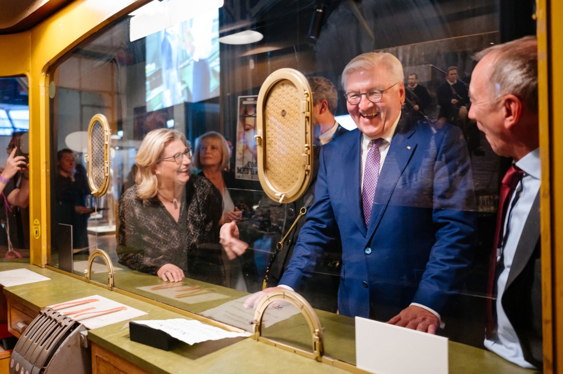 17 a Der Deutsche Film 57660