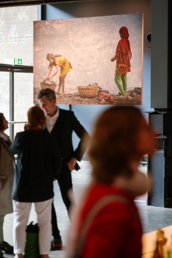 WKE Man Mining 92423